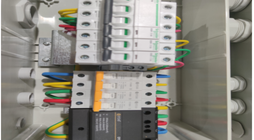 后備保護器和浪涌保護器區別在哪里？【易造防雷】