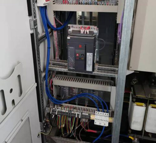 浪涌保護(hù)器